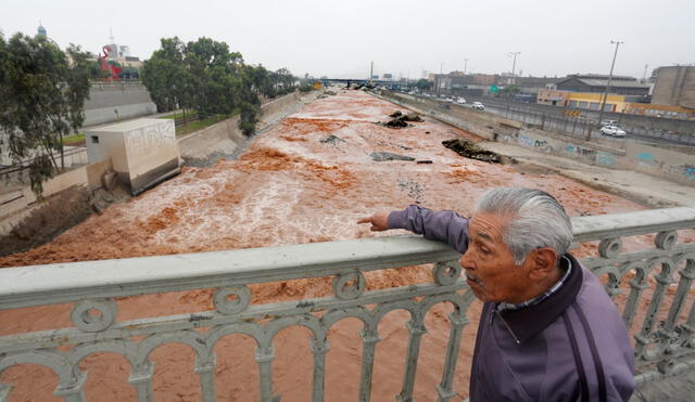 Aumento del caudal del río Rímac por lo que varios asentamientos humanos apostados en las zonas aledañas se encuentran en peligro. Foto: Carlos Felix/ La República.