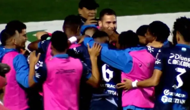 Motagua se impuso en los penales. Rougier atajó el disparo definitivo para otorgar la clasificación a su equipo. Foto: captura Fox Deportes