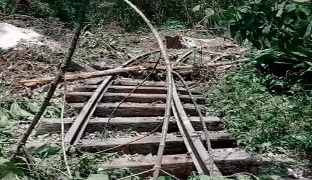 Dañada. Derrumbe afectó vía ferrea de ruta amazónica. Foto: La República