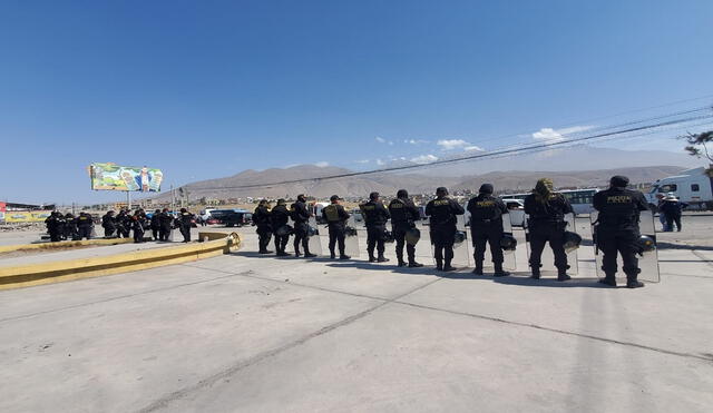 Ciudadanos se suman a protestas contra Dina Boluarte en Arequipa y Puno. Foto: Leonela Aquino/LR