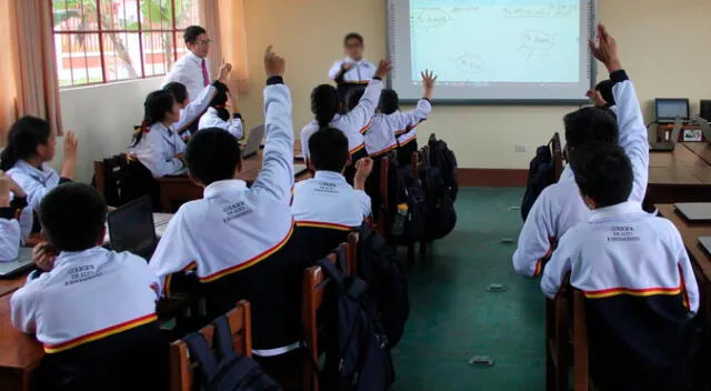 Desde el 2024, los estudiantes llevarán 4 materias nuevas. Foto: Andina