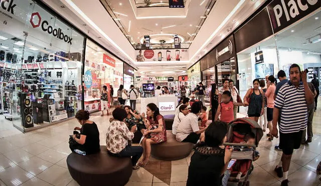 Se registran más de 101 centros comerciales a nivel nacional. Foto: Andina