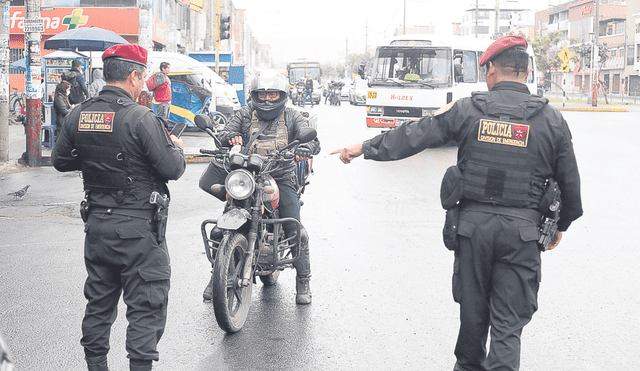 En acción. Norma le otorga mayores facultades a la Policía Nacional en la investigación inicial de hechos delictivos. Podrá pronunciarse sobre la responsabilidad o no de las personas retenidas. Foto: difusión