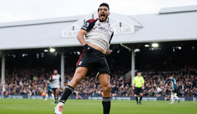 Raúl Jiménez anotó en la victoria de Fulham sobre Arsenal en Craven Cottage. Foto: EFE