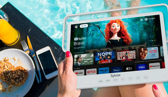 Parece una tablet, pero es un Smart TV portátil resistente al agua