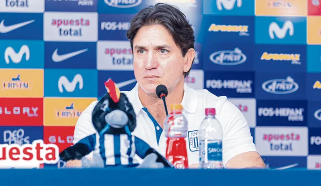 En conferencia de prensa, el director deportivo descartó la incorporación de ambos jugadores. Foto: difusión