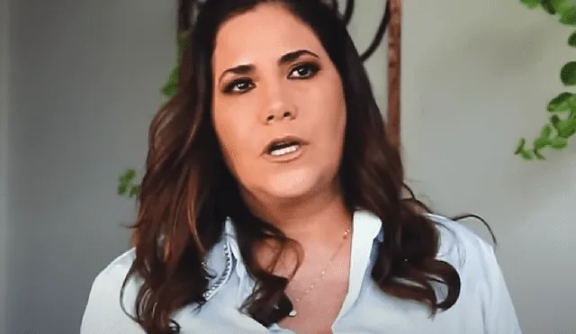 Andrea Llosa se divorció hace 3 años. Foto: captura de YouTube/La Linares