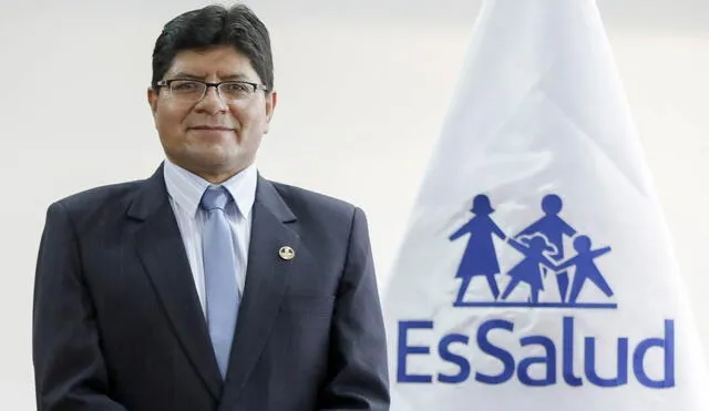 Expresidente de EsSalud informó que podría presentar una querella contra la extrabajadora que lo denunció por acoso sexual. Foto: Andina