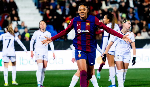 Salma Paralluelo se destapó con un doblete en la clasifiación de las azulgranas. Foto: FC Barcelona Femenino
