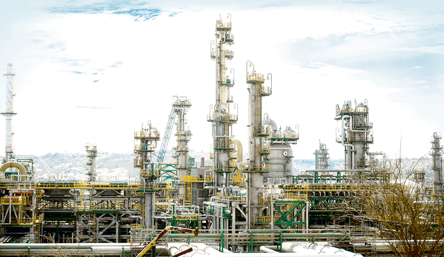 Estrategia integral. La Nueva Refinería de Talara es central en el EBITDA proyectado para este año. Ingresar al Lote X fortalecerá aún más a la petrolera. Foto: difusión