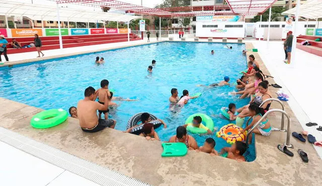 El complejo también brinda clases gratuitas a los vecinos del distrito. Foto: Municipalidad de San Juan de Lurigancho/Facebook