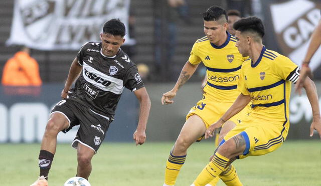 Boca Juniors inició su camino en la Copa de la Liga Profesional en el estadio Ciudad de Vicente López. Foto: Platense