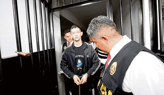 Feminicida. Sergio Tarache Parra pasó ayer por el control de identidad. La madre de su víctima estuvo en la audiencia judicial. Foto: difusión