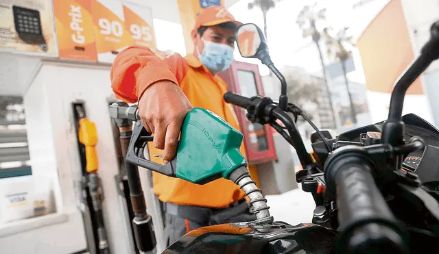 Decisión. Desde el primer trimestre de este año, los combustibles deberían tener menos de 10 ppm de azufre, pero se corrió a un año y medio más. Foto: difusión