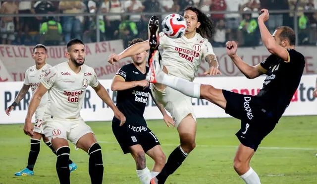 En el 2023, Alianza Lima y Universitario ganaron un clásico cada uno y empataron otros 2. Foto: archivo/GLR