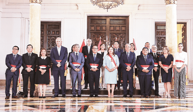 No ven mejoras. Especialistas consideran que el nuevo gabinete será más de lo mismo. Cambios deben hacerse desde la PCM. Foto: difusión