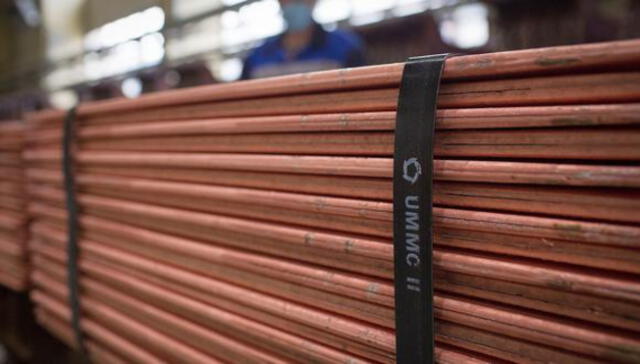 Las existencias de cobre en los almacenes registrados en la LME han caído casi un 25% desde finales de diciembre. Foto: AFP