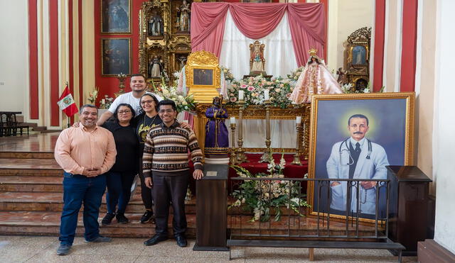La Pastoral Católica Venezolana en Lima sigue sumando más representaciones religiosas del país llanero en el Santuario de Santa Rosa de Lima. Foto: @BENY032