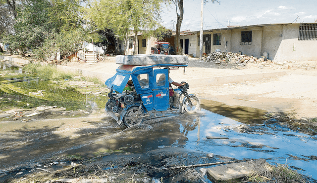 El proyecto de agua potable y saneamiento está destinado a 96 asentamientos humanos de los distritos de Piura y Castilla. La ejecución tarda por presuntos actos de corrupción. Foto: Almendra Ruesta/La República