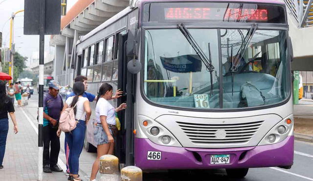 Corredor Morado llegó a un acuerdo con el Ministerio de Transportes y Comunicaciones. Foto: composición LR