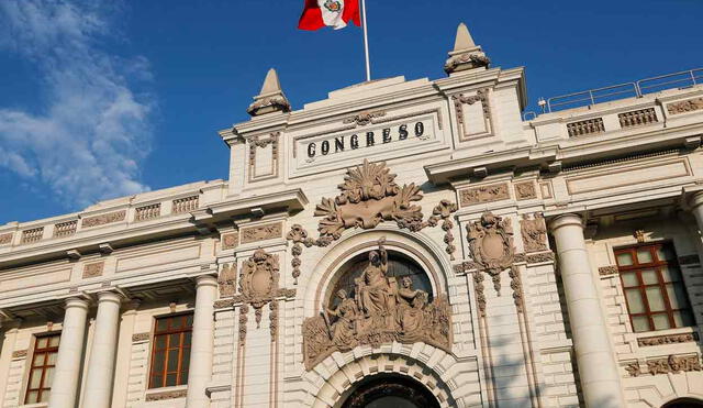 Congreso también aprobó la reelección parlamentaria. Foto: Andina