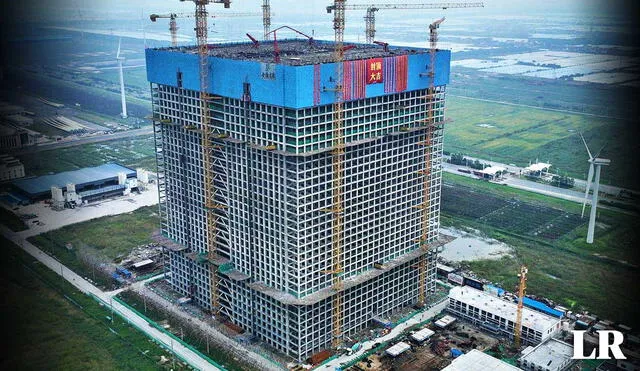 Rudong EVx , la batería- edificio de la empresa suiza Energy Vault, busca convertirse en un paso hacia el empleo de energías renovables en todo China. Foto: composición LR/Business Wire