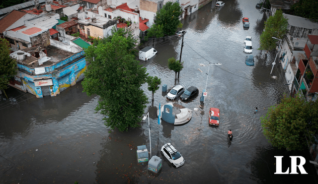 La situación climática en Argentina se intensificaría en la madrugada de este miércoles. Foto: composición LR/AFP - Video: TN