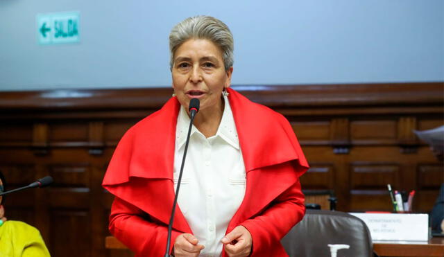 Congresista del partido de Vladimir Cerrón ya había sido cuestionada anteriormente por guardar la camioneta de su hermano en su espacio de estacionamiento que le asignó el Parlamento. Foto: Prensa Regional