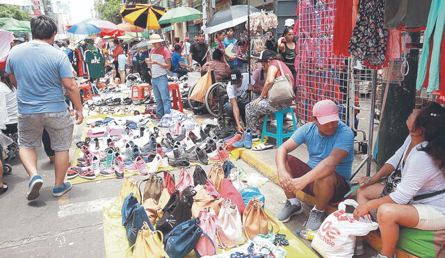 Riesgo. El futuro de las pensiones de millones de peruanos, entre ellos los trabajadores independientes, está en manos del Congreso con mayor desaprobación. Foto: difusión