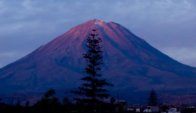 Erupciones del icónico volcán se han registrado durante miles de años, pero ninguna ha sido significativa. Foto: TV Perú