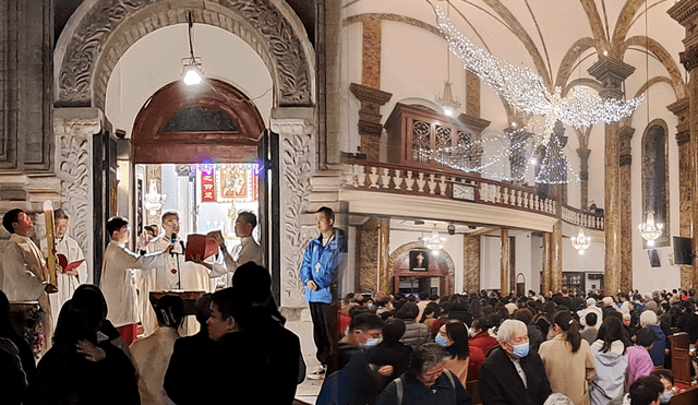 En China, a diferencia de América Latina, no se realizan procesiones durante Semana Santa. Foto: Composición LR/Francisco Claros/La República