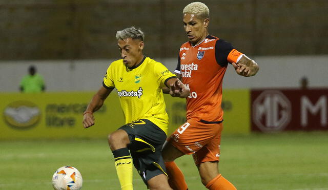 Pese a la derrota, Paolo Guerrero fue uno de los mejores de César Vallejo ante Defensa y Justicia. Foto: Conmebol Sudamericana | Video: ESPN 5