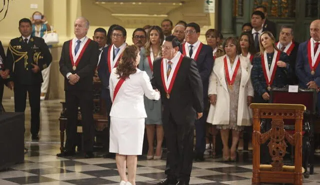 Dina Boluarte y Alejandro Soto: el pacto de facto entre Ejecutivo y Congreso. Foto: Carlos Félix