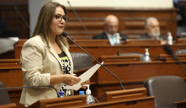 Alex Junior Rojas Gómez fue contratado en el Congreso. Foto: Congreso