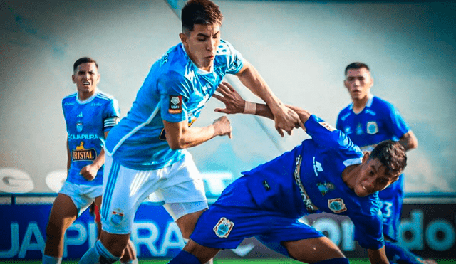 Gonzalo Aguirre afrontó su primera experiencia en el fútbol peruano con la camiseta de Cristal. Foto: Liga 1 - Video: Twitter/Enredadosc