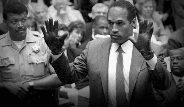 O. J. Simpson mantuvo en vilo a todo Estados Unidos producto del asesinato a su exesposa en la década de los 90, conocido como el 'caso del siglo’. Foto: composición LR/NBC News