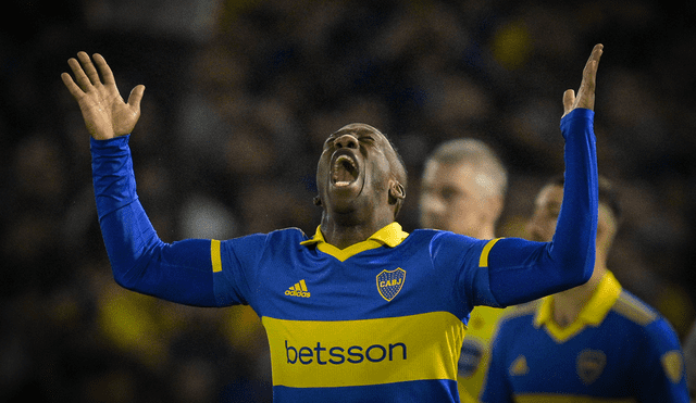 Luis Advíncula es uno de los capitanes de Boca Juniors. Foto: AFP