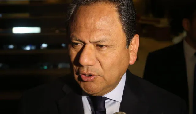 El ex ministro del Interior, Mariano González, considera que la presidenta Dina Boluarte tiene "un gran temor" por las investigaciones que se realizan en su contra. Foto: composición LR/Andina