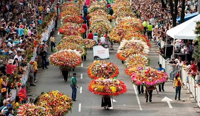 La Feria de las Flores convoca a miles de personas y atrae visitantes de otras ciudades y del exterior. Foto: composición LR/Colombia Turismo