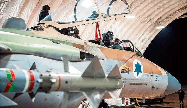 Avión de combate de Israel, que anuncia respuesta a Irán. Este país lanzó el sábado un ataque inédito contra Israel, en consecuencia al bombardeo a su consulado en Damasco. Foto: AFP
