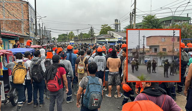 Ciudadanos y agentes del orden se enfrentan durante manifestaciones en Iquitos. Foto: Foto: composición LR/Iquitos Noticias/Destapes TV