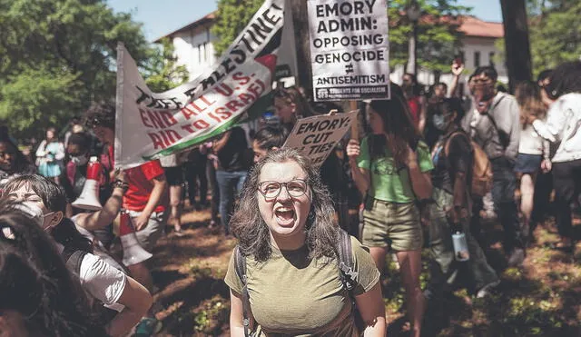 Piden la paz. Movimientos universitarios estadounidenses se autoconvocaron ayer jueves. Foto: AFP