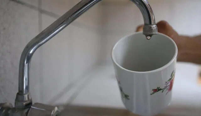 Para contactarte con la entidad puedes recurrir al Aquafono. Foto: TV Perú