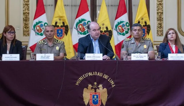 Rafael López Aliaga se quejó de que hablen de "sobreendeudamiento" en su gestión. Foto: MML