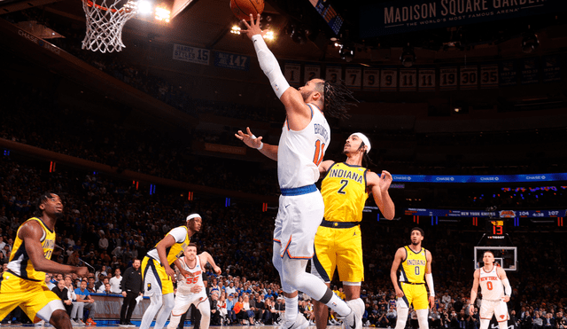 Jalen Brunson cargó a la ofensiva de Knicks durante buena parte del compromiso. Foto: AFP