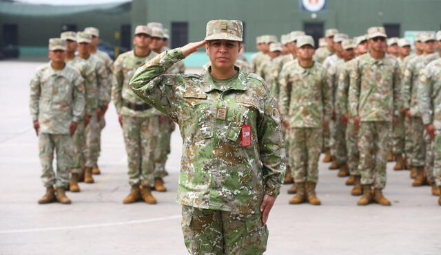 El Ejército peruano ofrece la oportunidad de continuar con los estudios superiores, sean técnicos o universitarios. Foto: Andina