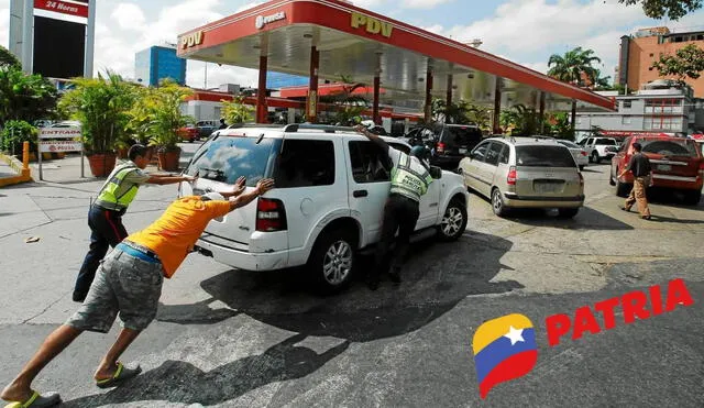 Los días en los que se puede llenar el tanque de combustible dependen del número de placa del vehículo. Foto: composición LR/La Razón/Patria
