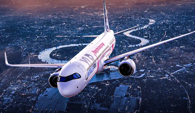 Este avión contará con asientos modernizados para la calidad de viaje del pasajero. Foto: composición LR/Xataka