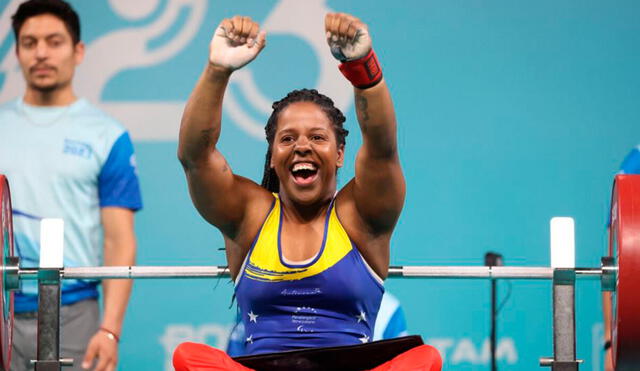 Clara Fuentes, de 26 años y nacida en Caracas, Venezuela, es una paraatleta de Powerlifting  que acaba de romper un importante récord en la World Cup. Foto: covofficial/Instagram