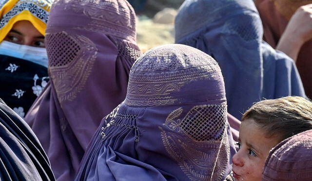 La burka es el símbolo de la opresión a la que son sometidas las mujeres afganas. Foto: AFP / Abdul Majeed